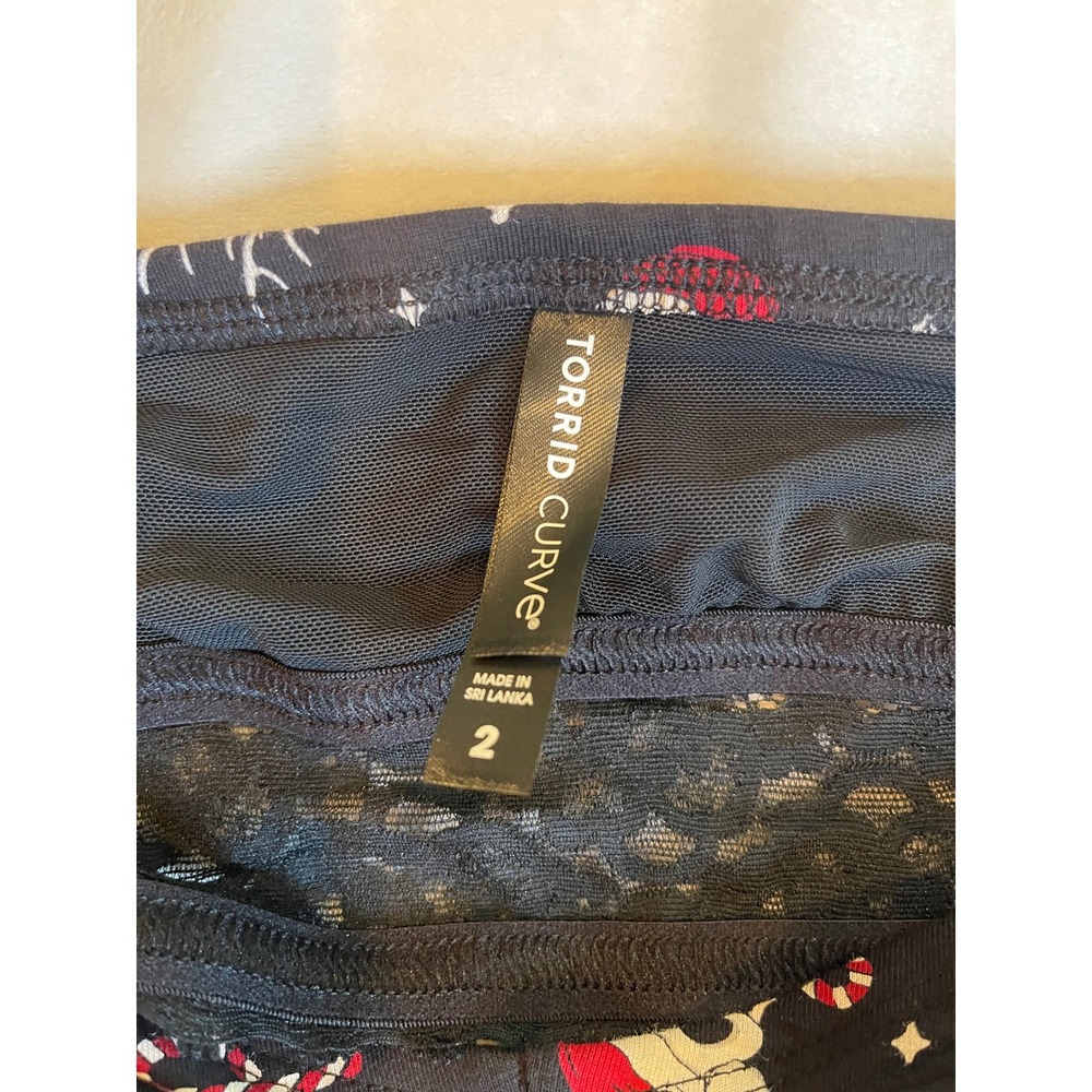 Torrid‎ Curve Christmas Skeleton Skull Bralette Lace Trim Gothic Holiday Size 2 - Picture 3 of 8